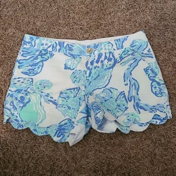 Lilly Pulitzer Size 4 The Buttercup Scalloped Shorts - Picture 2 of 12